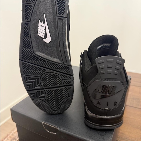 Jordan Retro 4 Black Cat 2025 - Picture 3 of 3